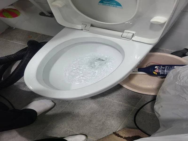 산본 변기막힘 작업사례 30