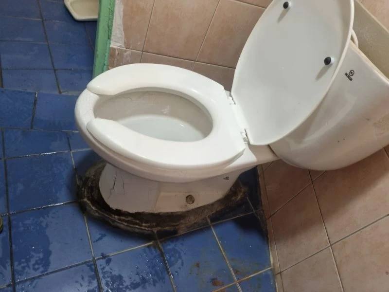 산본 변기 탈거·재설치 작업사례 2